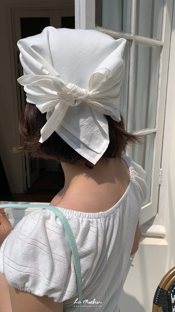 同色刺繡方巾